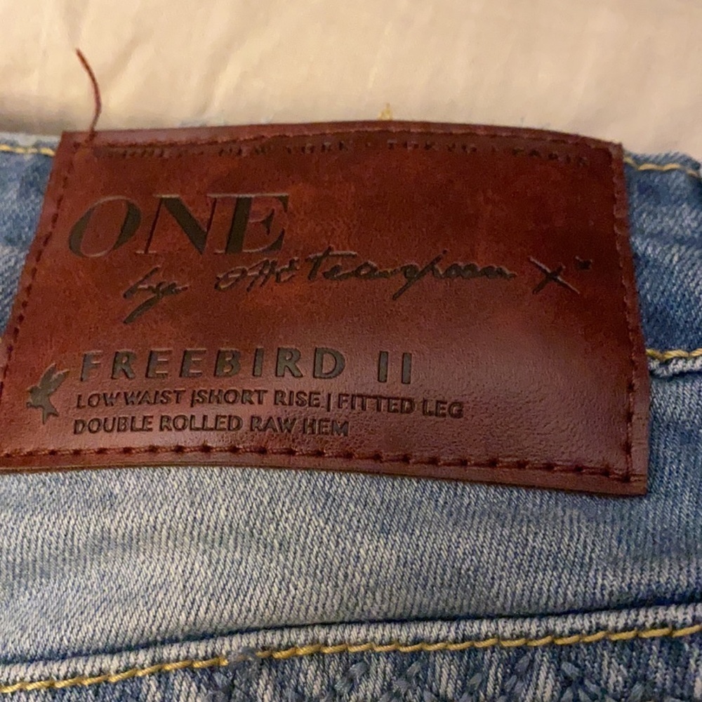 One Teaspoon Freebird II Low Waist Fitted Jeans (J2) - Picture 7 of 7